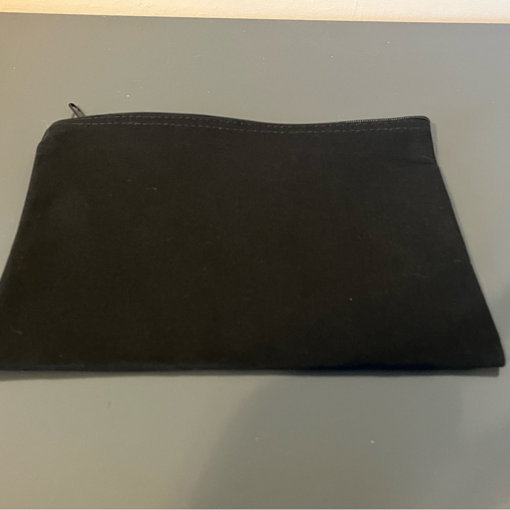 Fossil Pouch - Picture 2 of 3